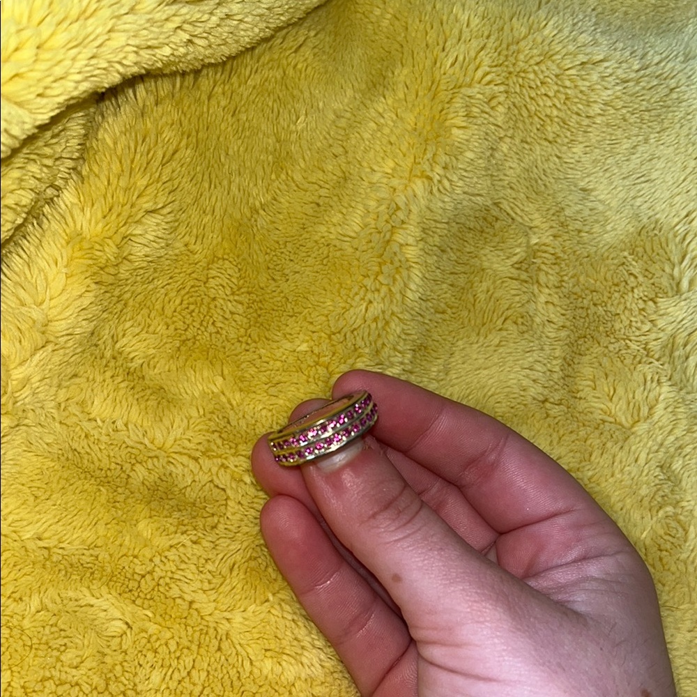 Elegant Pink and Gold Women's Ring